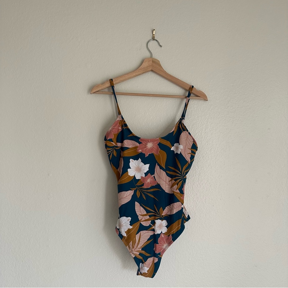 Floral once piece swim suit size M